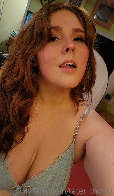 Naakte gelekte OnlyFans-foto van Thottpockett
