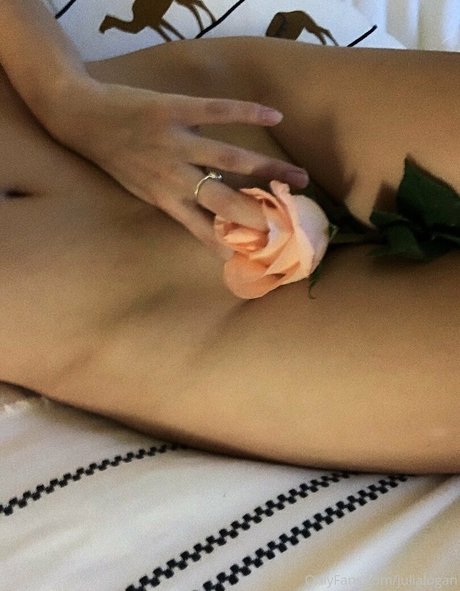 Julialogan
