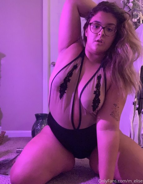 Naakte gelekte OnlyFans-foto van Melise