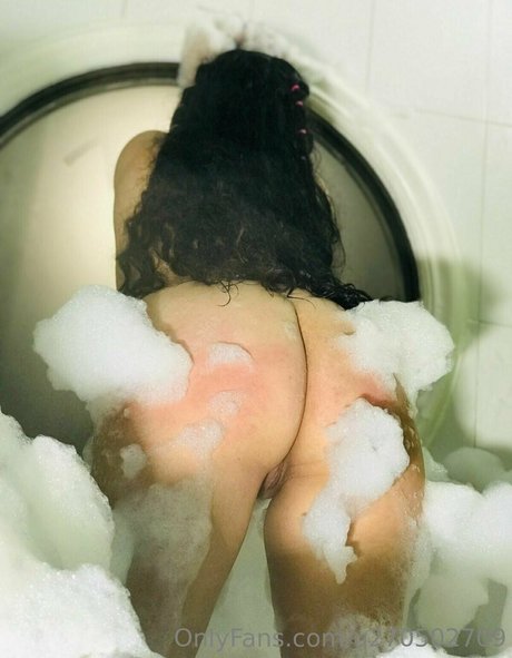 Naakte gelekte OnlyFans-foto van Ninavergara29