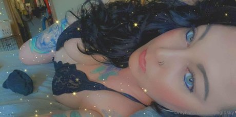 Itsyagirlsky