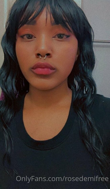 Rosedemifree