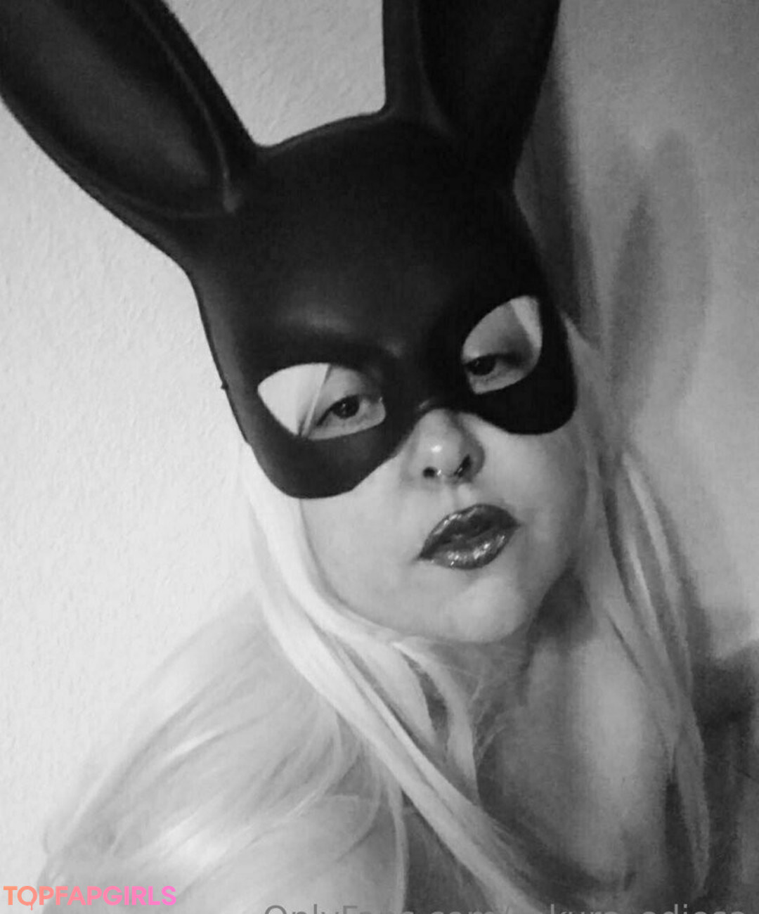Naakte gelekte OnlyFans-foto van Sakuraodiosa #9 Naakte gelekte OnlyFans-foto van Sakuraodiosa #9