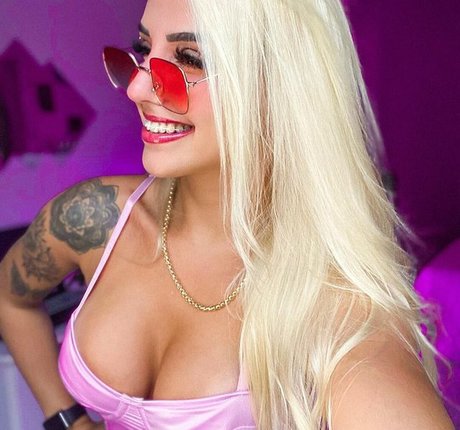 Naakte gelekte OnlyFans-foto van Leticia Ferrazzani