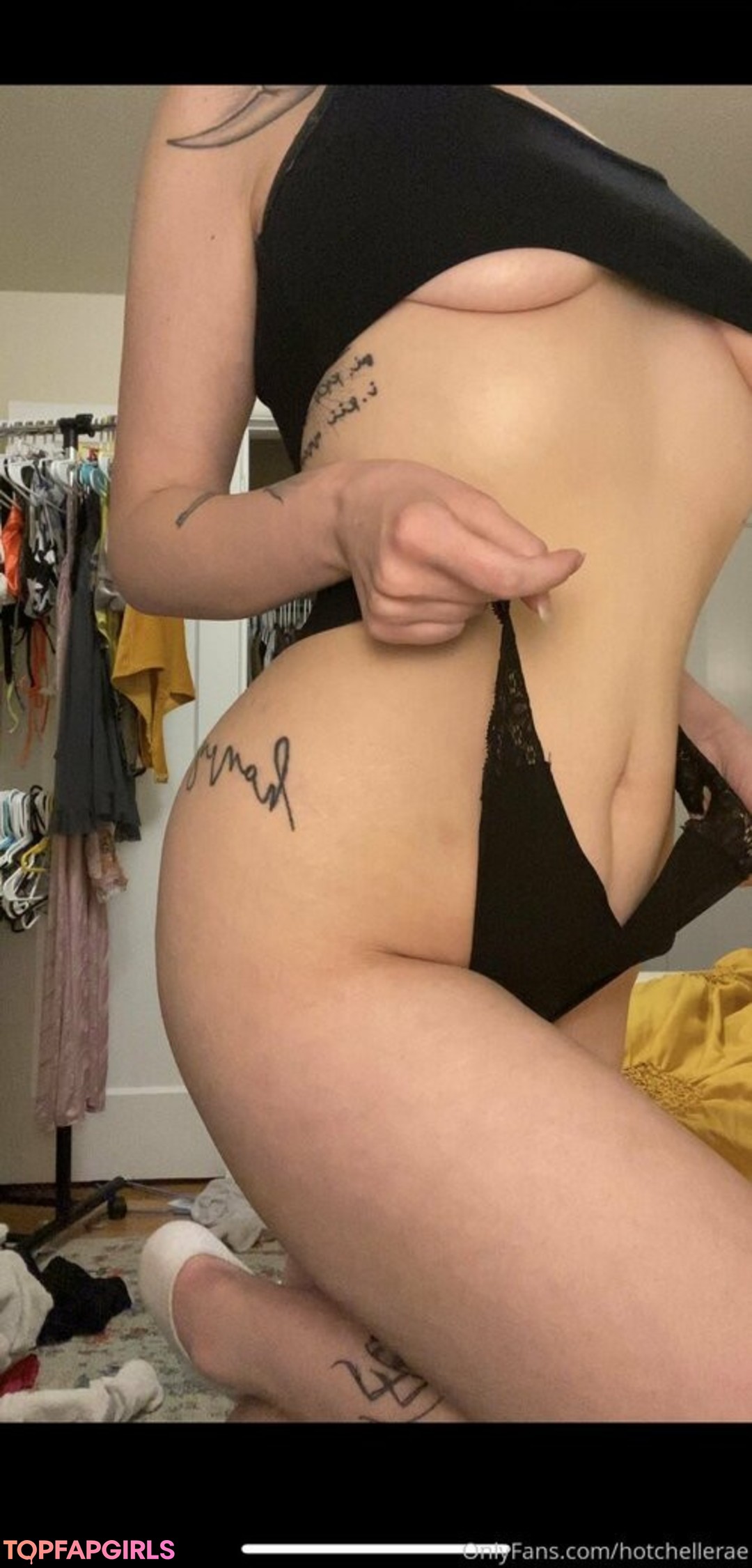 Naakte gelekte OnlyFans-foto van Handj0bzbychelle #11 Naakte gelekte OnlyFans-foto van Handj0bzbychelle #11