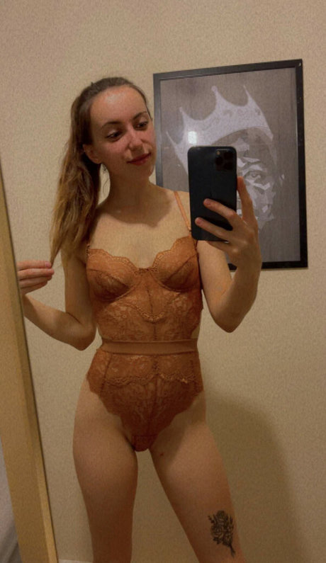 Caitlinthom
