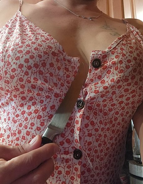 Naakte gelekte OnlyFans-foto van Lovebush1313