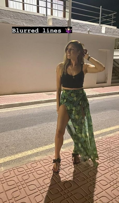 Naakte gelekte OnlyFans-foto van Rezzy Ghadjar