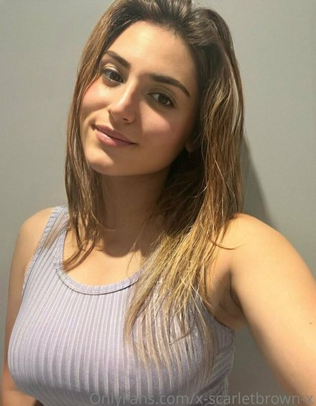 Naakte gelekte OnlyFans-foto van Xscarletbrownx