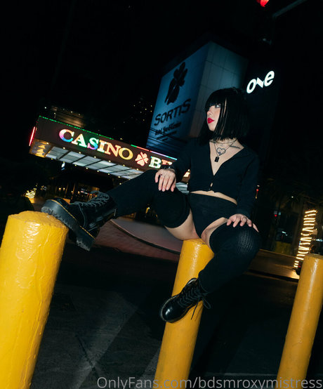 Mistressroxybdsm