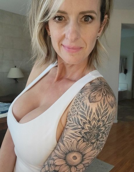 Sweetnsexyerin