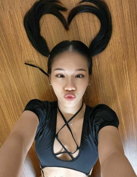 Asian Sexdoll
