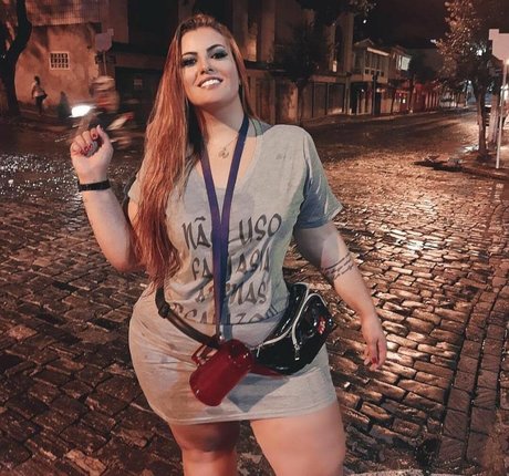 Naakte gelekte OnlyFans-foto van Eliete Campos
