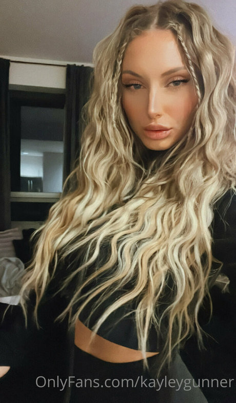 Naakte gelekte OnlyFans-foto van Kayleygunner