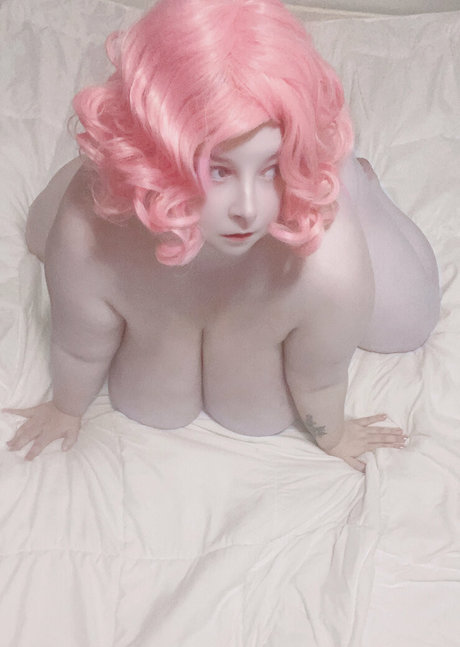 Naakte gelekte OnlyFans-foto van Thotterpopp