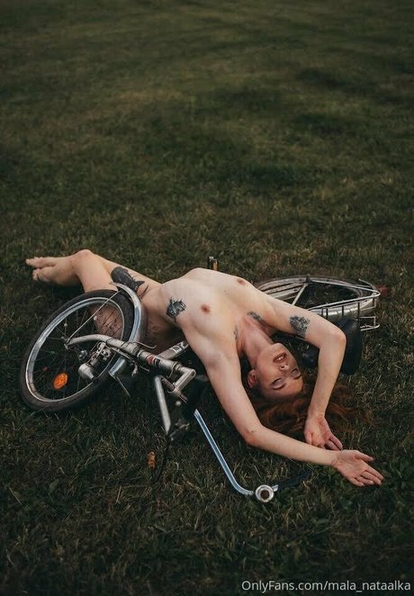 Naakte gelekte OnlyFans-foto van Malanataalka