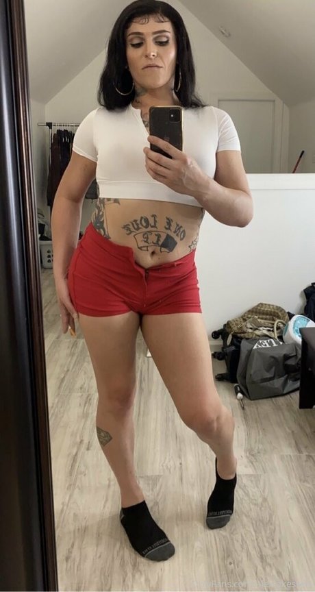 Naakte gelekte OnlyFans-foto van Alexiakessel1