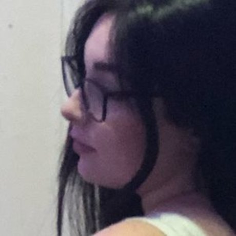 Naakte gelekte OnlyFans-foto van Rayana Silveira