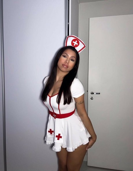 Naakte gelekte OnlyFans-foto van Shein