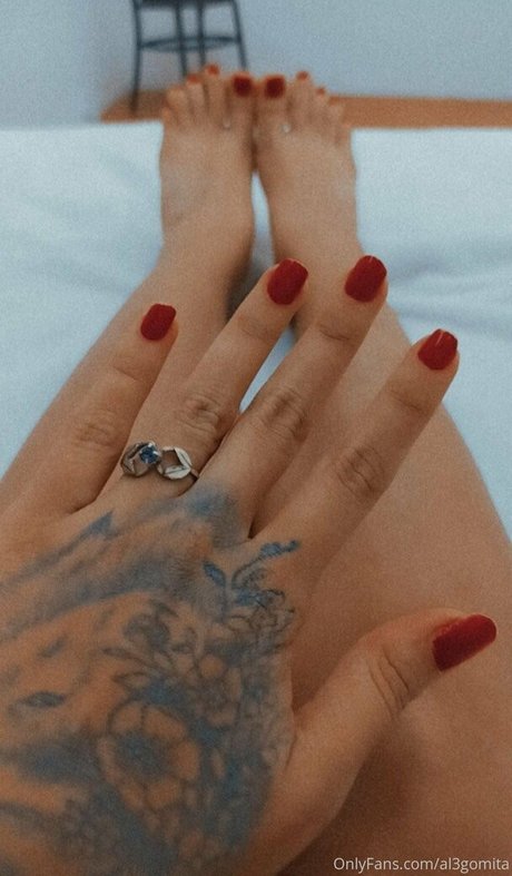 Naakte gelekte OnlyFans-foto van Al3gomita
