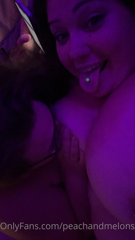 Peachandmelons95