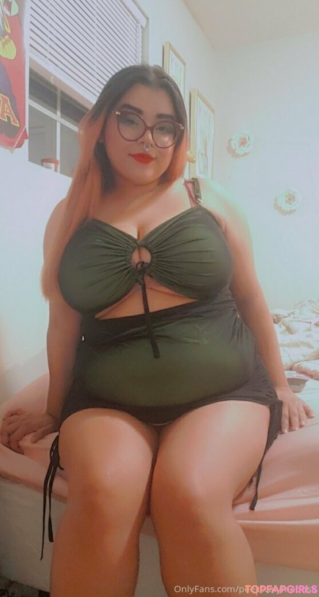 Naakte gelekte OnlyFans-foto van Peekscalymedusa #47 Naakte gelekte OnlyFans-foto van Peekscalymedusa #47