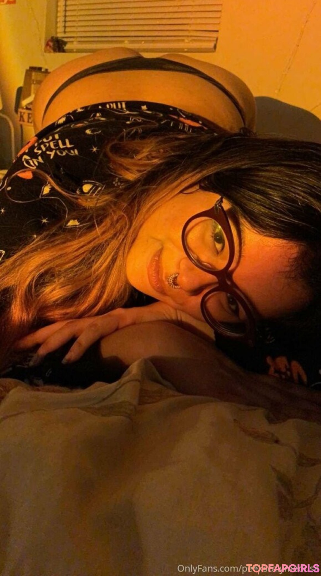 Naakte gelekte OnlyFans-foto van Peekscalymedusa #71 Naakte gelekte OnlyFans-foto van Peekscalymedusa #71