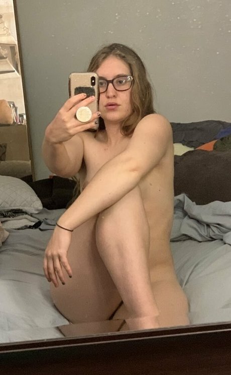 Naakte gelekte OnlyFans-foto van Reddhotqueen