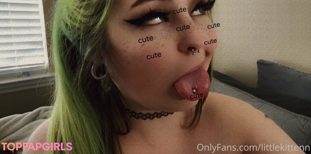 Naakte gelekte OnlyFans-foto van Crybbykittenn #11 Naakte gelekte OnlyFans-foto van Crybbykittenn #11