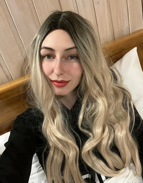 Naakte gelekte OnlyFans-foto van Anncutie18
