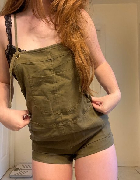 Naakte gelekte OnlyFans-foto van Thqcc