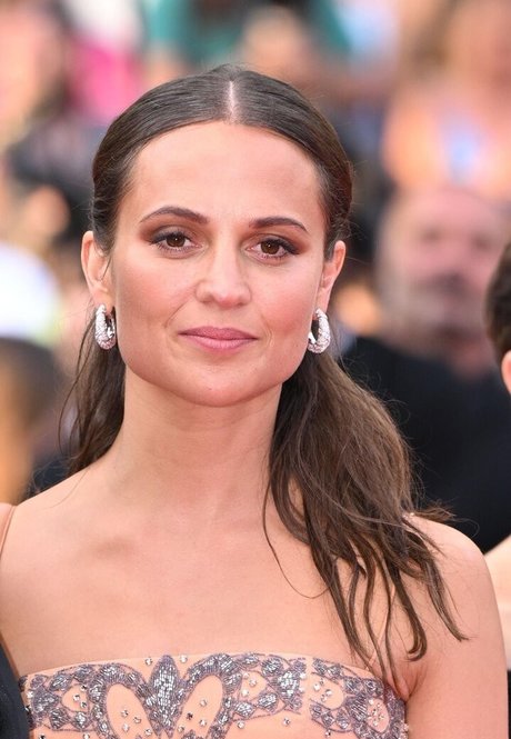 Alicia Vikander