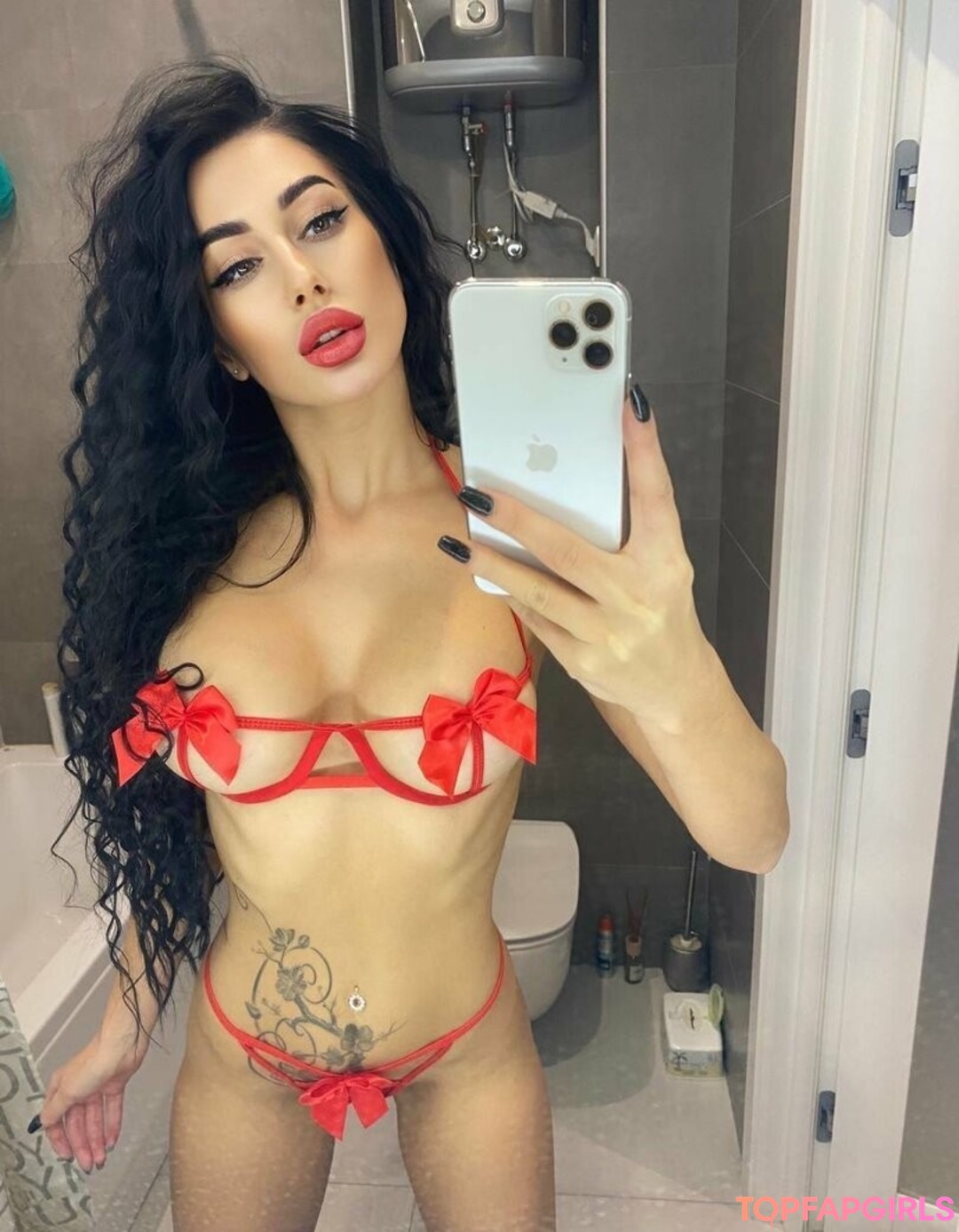 Naakte gelekte OnlyFans-foto van Yoursweetmari #124 Naakte gelekte OnlyFans-foto van Yoursweetmari #124