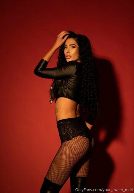 Naakte gelekte OnlyFans-foto van Yoursweetmari