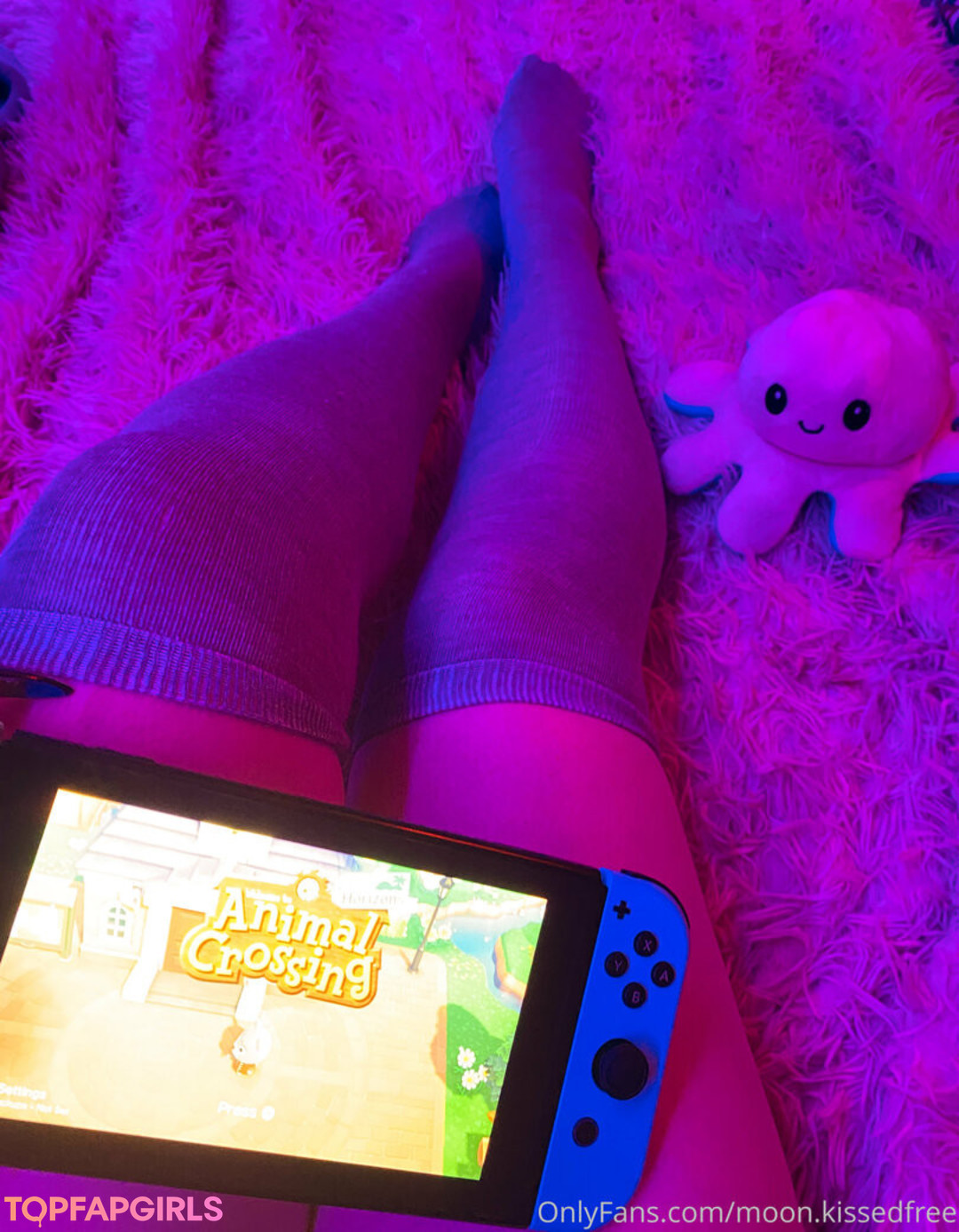 Naakte gelekte OnlyFans-foto van Bigtitttygffree #3 Naakte gelekte OnlyFans-foto van Bigtitttygffree #3