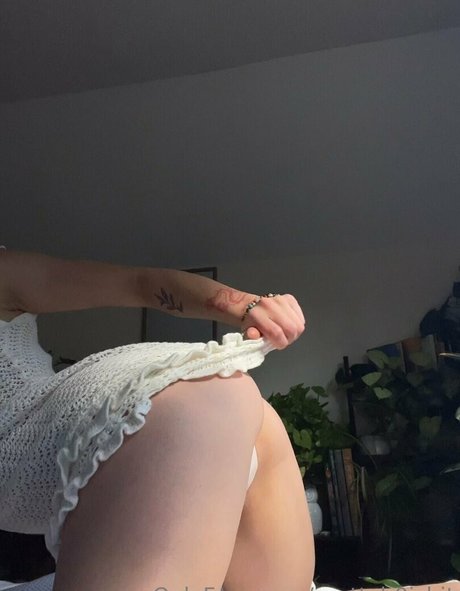 Naakte gelekte OnlyFans-foto van Prettyb0ishit