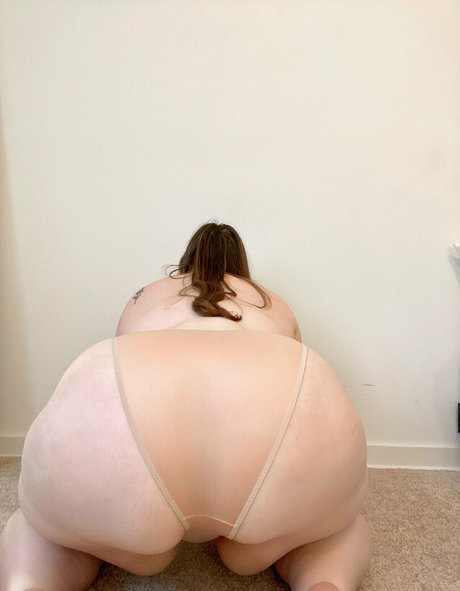 Naakte gelekte OnlyFans-foto van Urfatgoddess