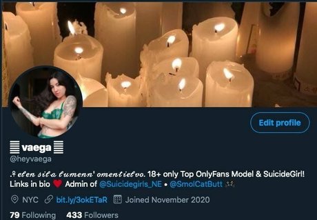 Naakte gelekte OnlyFans-foto van Vaegasuicide