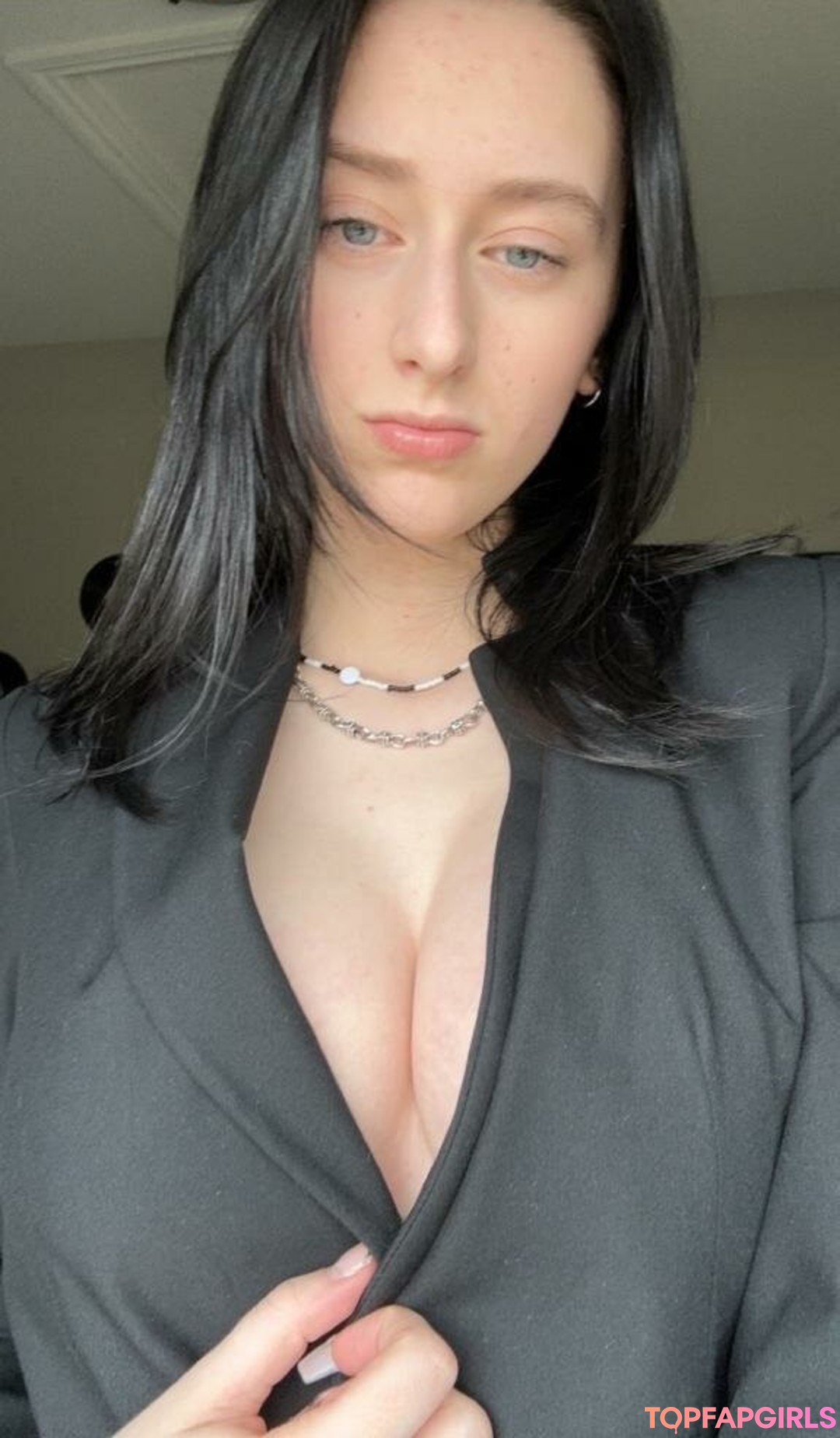 Naakte gelekte OnlyFans-foto van Orla Gracey #3 Naakte gelekte OnlyFans-foto van Orla Gracey #3