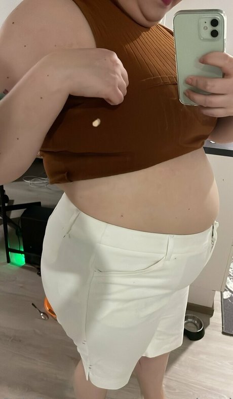 Naakte gelekte OnlyFans-foto van Emmamarshmellow