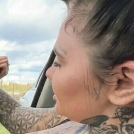 Naakte gelekte OnlyFans-foto van Fielaursenfree