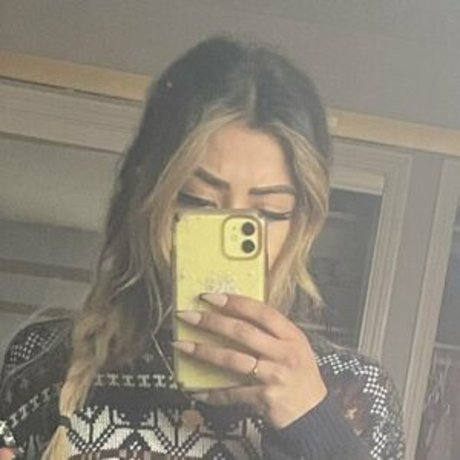 Naakte gelekte OnlyFans-foto van Miascreamsfree