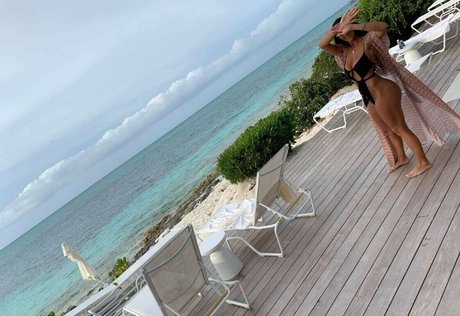 Naakte gelekte OnlyFans-foto van Rachel Bush