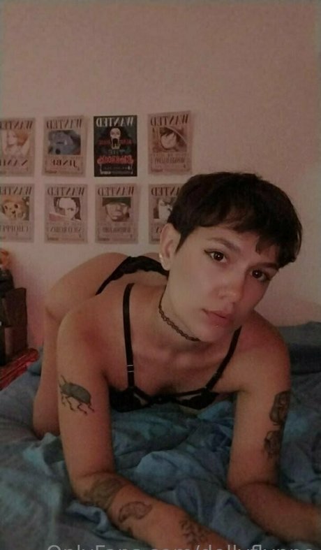 Naakte gelekte OnlyFans-foto van Dollyflynne