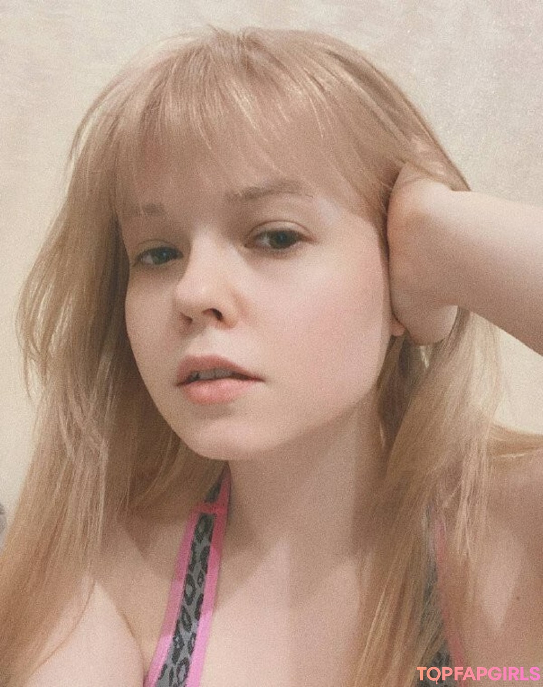 Naakte gelekte OnlyFans-foto van Xiao Elsie #31 Naakte gelekte OnlyFans-foto van Xiao Elsie #31