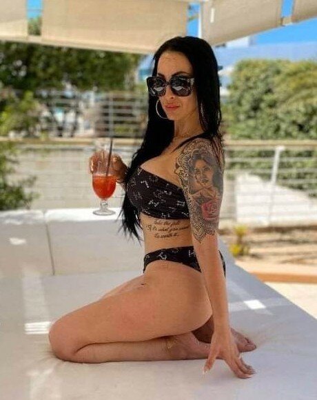Maltese Girls