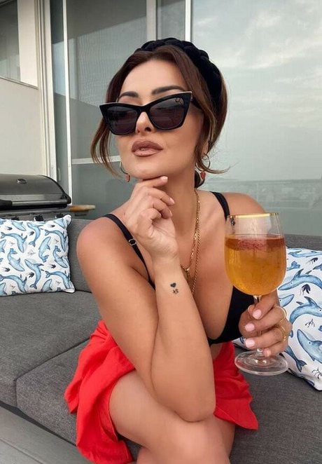 Maltese Girls