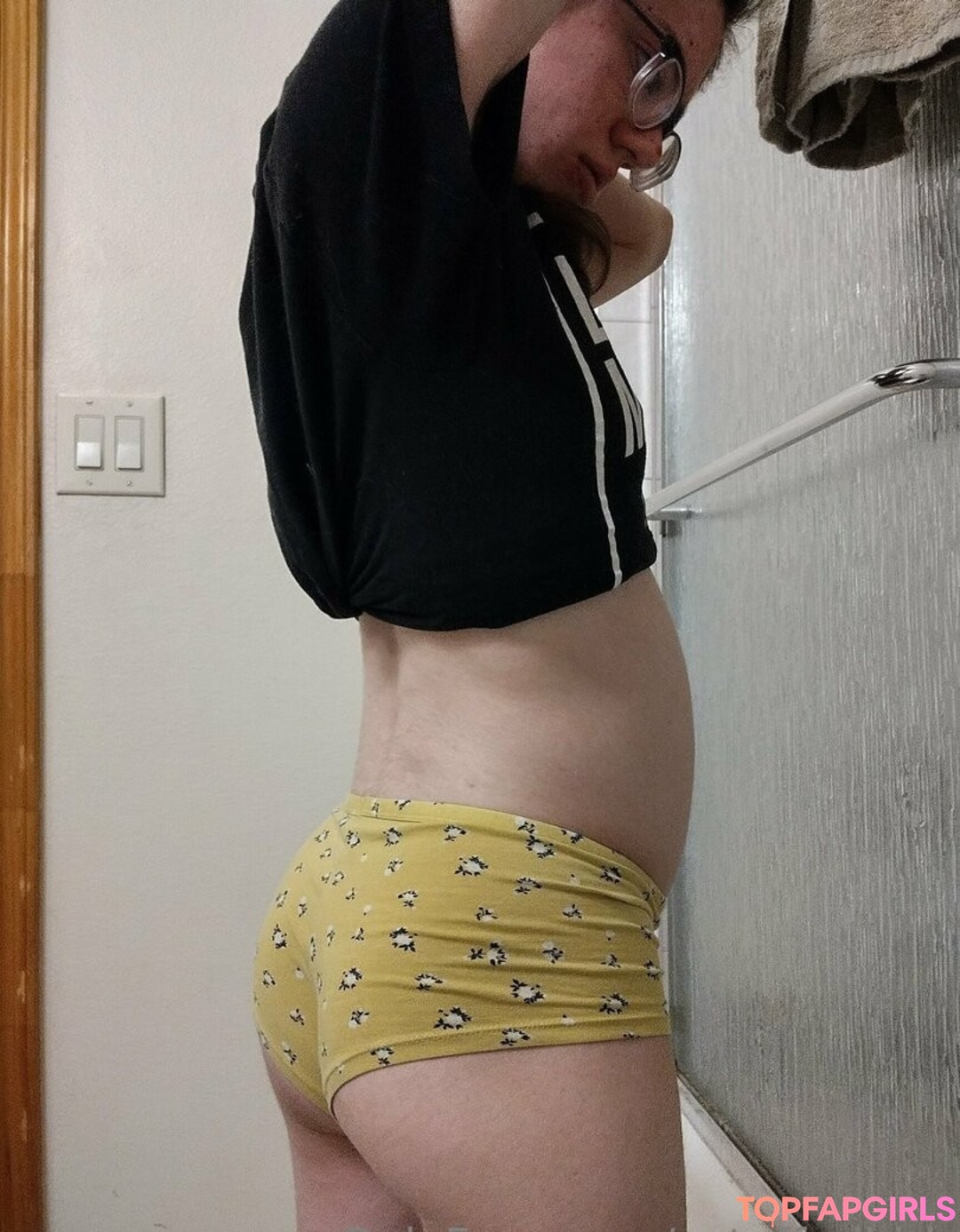 Naakte gelekte OnlyFans-foto van Astuffedbirb #113 Naakte gelekte OnlyFans-foto van Astuffedbirb #113