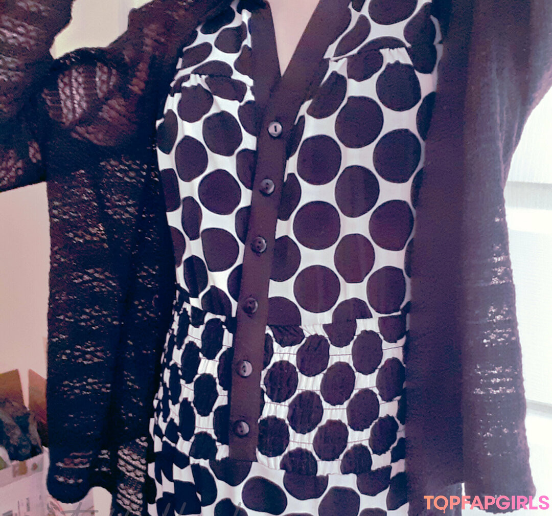 Naakte gelekte OnlyFans-foto van Astuffedbirb #65 Naakte gelekte OnlyFans-foto van Astuffedbirb #65