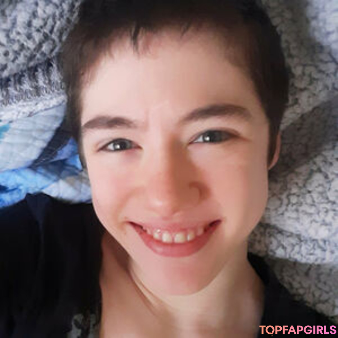 Naakte gelekte OnlyFans-foto van Astuffedbirb #92 Naakte gelekte OnlyFans-foto van Astuffedbirb #92